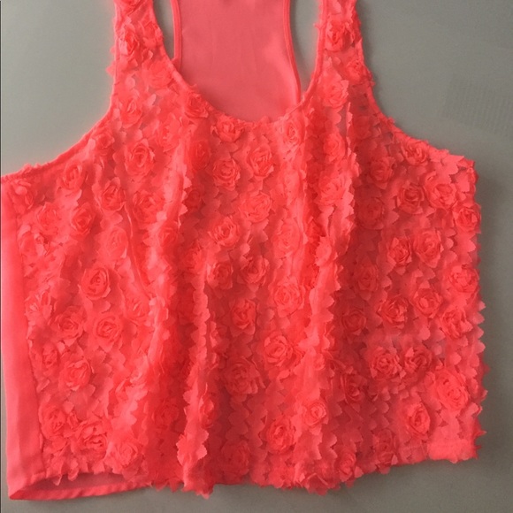 Top - Picture 3 of 4